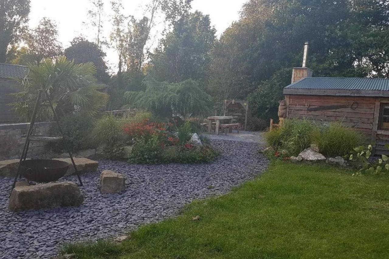 Charming 2-Bed Cabin In Sutton Coldfield Buitenkant foto